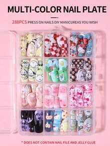 SANRIO 三麗鷗 Hello Kitty 288片/組 (12款混搭) 短方型法式穿戴式美甲貼，可愛3D Hello Kitty、酷洛米、大耳狗、布丁狗圖案設計，完美貼合壓克力假指甲組，適合女孩日常與派對美甲使用 - 彩色 - 查看 5