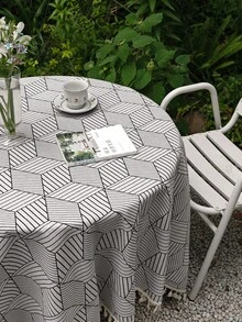 1 pièce Nappe imprimée de décoration extérieure bohème – Design Ins, ourlet à franges, matériau doux, tissu léger et doux, forme rectangulaire, idéal pour la décoration de salle à manger intérieure, les rassemblements sur la terrasse, le barbecue dans le jardin, multi-usage comme couvre-poussière pour meubles et couverture de camping. - Géométrie blanche - Voir 1