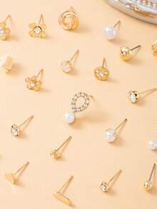 30 Pairs Minimalist Fashion Women's Stud Earring Set, Cute Small Flower Heart & Music Note Earrings Combination, Suitable For Daily Casual Wear, Outings, Jewelry, Holiday Gift - Yellow Gold - View 3