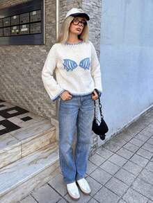Women's Round Neck Long Sleeve Blue & White Contrast Color Double Fish Pattern Pullover Sweater, Loose Slouchy Autumn/Winter Versatile Slimming Top - Beige - View 3