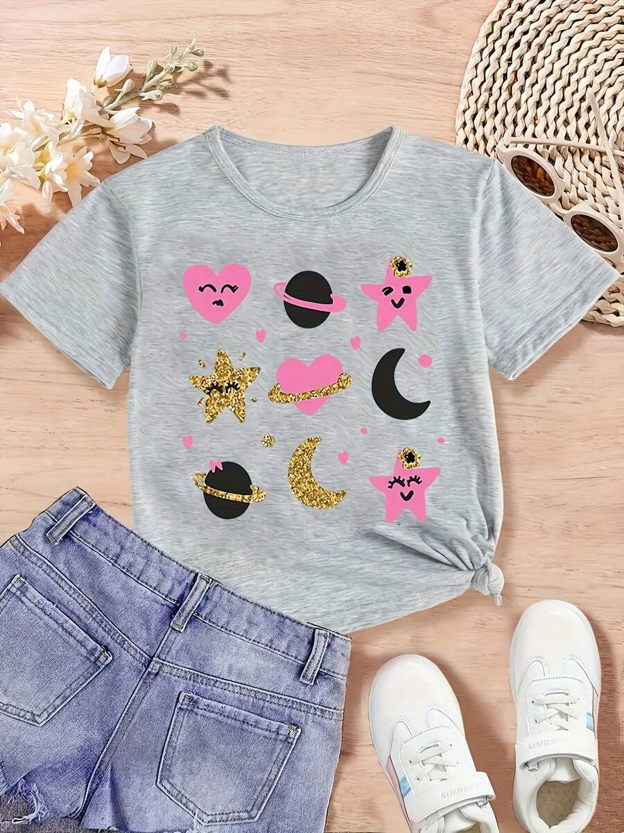 Camiseta para Niñas con Estampado de Estrella, Luna y Corazón - Poliéster Suave, Cuello Redondo Elástico y Manga Corta para el Verano - Gris Claro - Ver 1