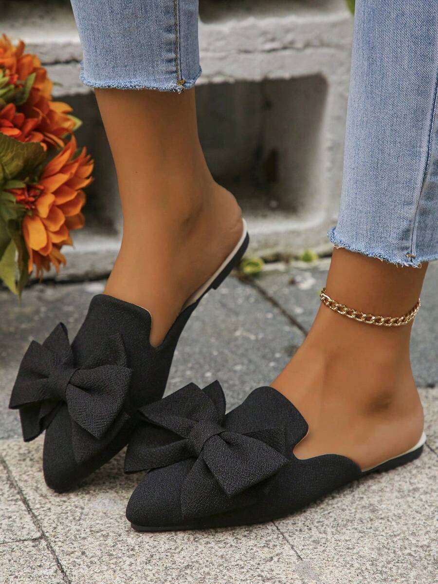 Plus Size 35-45 Bow Pointed Toe Flat Shoes For Women, Black Fabric Slip-On Flats, French Vintage European & American Sweet Ballet Style, Soft Sole Comfortable Non-Tiring, Spring/Summer New Work Commute Casual Vacation Versatile Daily Shopping Lightweight Elegant Elegant Slimming Brightening Anti-Slip Durable Premium Niche Design Low Vamp Slip-On Soft Commuter Shoes