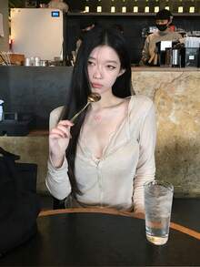 蕾絲拼接 2 合 1 半透視極簡性感長袖 T 恤休閒款 - 卡其色 - 查看 1
