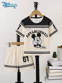Set Kaos Lengan Pendek Anak Laki-Laki Disney Musim Panas dengan Gambar Wajah Mickey Mouse Kepala Besar yang Lucu dan Celana Pendek Liburan dengan Gambar Angka 67, Motif Kartun, Sedikit Elastis, Cocok untuk Pakaian Sehari-hari Anak Laki-Laki - Aprikot - View 1