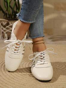 Women's Flat Hollow Lace-Up Casual Minimalist Shoes - White - View 4