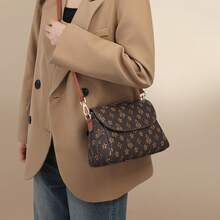 Bolso pequeño para mujer, novedad de otoño 2025, bolso bandolera versátil para mujeres de mediana edad y mayores, bolso de hombro con diseño vintage, bolso de cuero suave para mamá, bolso de - Marrón café (diseño genérico, sin logotipo) - Ver 4