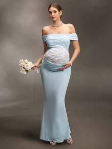 Cheriluna Maternity Elegante vestido de maternidad de encaje con hombros descubiertos y ajustado para fotografía, vestido de maternidad de punto elástico con patchwork - Celeste - Ver 1