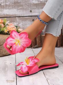 Women's Fashionable Rose Red Floral Sandals, Flat, Square Toe, Non-Slip, Suitable For Outdoor Wear, Vacation, Beach, And Casual Use. Hawaiian Style Floral Sandals, Soft Sole, Non-Slip, Sweet And Casual Sandals For Beach Outings. Simulated Large Floral Decoration Sandals, Rose Pink Flat Square Toe Summer Vacation Sandals. - Rose Red - View 2