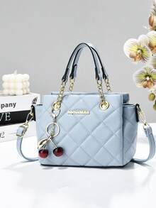 Sac fourre-tout bandoulière matelassé élégant pour femmes, décoration pendentif cerise, sac à épaule et sac à main en cuir PU avec chaîne dorée, convient pour les déplacements et les sorties décontractées - Multicolore - Voir 16