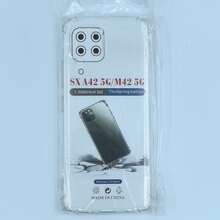 適用於 Galaxy A57 5G/A37/A56 5G/A55 5G/A55/A54 5G/A54/A36 5G/A36/A35 5G/A35/A34/A26 5G/A25 5G/A17/A16/A15 5G/A15/A14/A07/A06/A06 5G/A05S/A05/A52/A52s 5G 及其他機型。包含透明防摔手機殼與黑色磨砂殼。具備鏡頭保護、防指紋、高清晰度、防摔、防刮功能。保護手機背蓋與邊框免受日常碰撞。由輕量、柔軟的 TPU 材質製成。 - 無色 - 查看 64