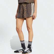Adidas Originals Satin Loose Leopard Print & Striped 3/4 Length Sports Shorts, Women's Black/Rock Bronze - leopard print - 查看 2