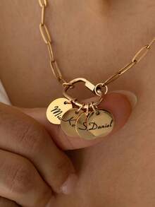 1pc Personalized Engraved Gold Lock Round Nameplate Necklace, Stainless Steel Necklace, Customized Name Pendant Necklace, Customized Gift For Loved Ones, Handmade Grandma Name Necklace, Multiple Name Necklace, Family Necklace, Women's Necklace, Women's Jewelry, Engraved Gift, Anniversary, Birthday Gift, Mother's Day, Holiday, Graduation Season Gift - Multicolor - View 4