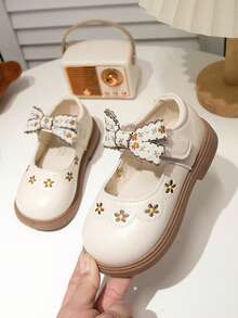 1 Pair Girls Spring New Style Walking Shoes Fashion Versatile Flat Shoes - Beige - View 2