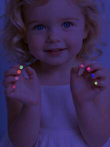 1 pieza Pegatinas de arte de uñas fluorescentes con patrón divertido, diseño de color macaron, crea fácilmente un estilo de arte de uñas fresco y dulce para niños, adecuado para cumpleaños, fiesta de graduación, uso diario y otras ocasiones - Multicolor - Ver 4
