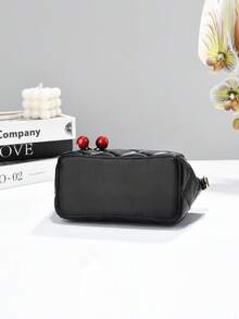 Sac fourre-tout bandoulière matelassé élégant pour femmes, décoration pendentif cerise, sac à épaule et sac à main en cuir PU avec chaîne dorée, convient pour les déplacements et les sorties décontractées - Multicolore - Voir 5