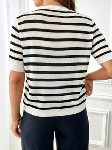Blusa de punto de manga corta con cuello de contraste a rayas para tallas grandes - Blanco y Negro - Ver 3