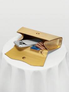 复古金属手提包，晚宴、婚礼、宴会、正式场合手拿包，适合派对、婚礼、舞会、晚宴/宴会等场合，可与婚纱、女士正式礼服、舞会礼服、生日礼服完美搭配。 - 金色 - 查看 5
