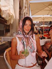 1pc Bohemian Luxury Vintage Chain Print Women's Scarf/Bandana, French Vintage Style Versatile Silk Scarf, All-Season Wear For Women, Can Be Used As Neck Scarf, Headband, Hair Wrap Or Shawl, Suitable For Spring/Summer Beach Vacation, Street Fashion Matching, Ideal Choice To Enhance Overall Look, Travel Essential, Beach Towel - Pink - View 1