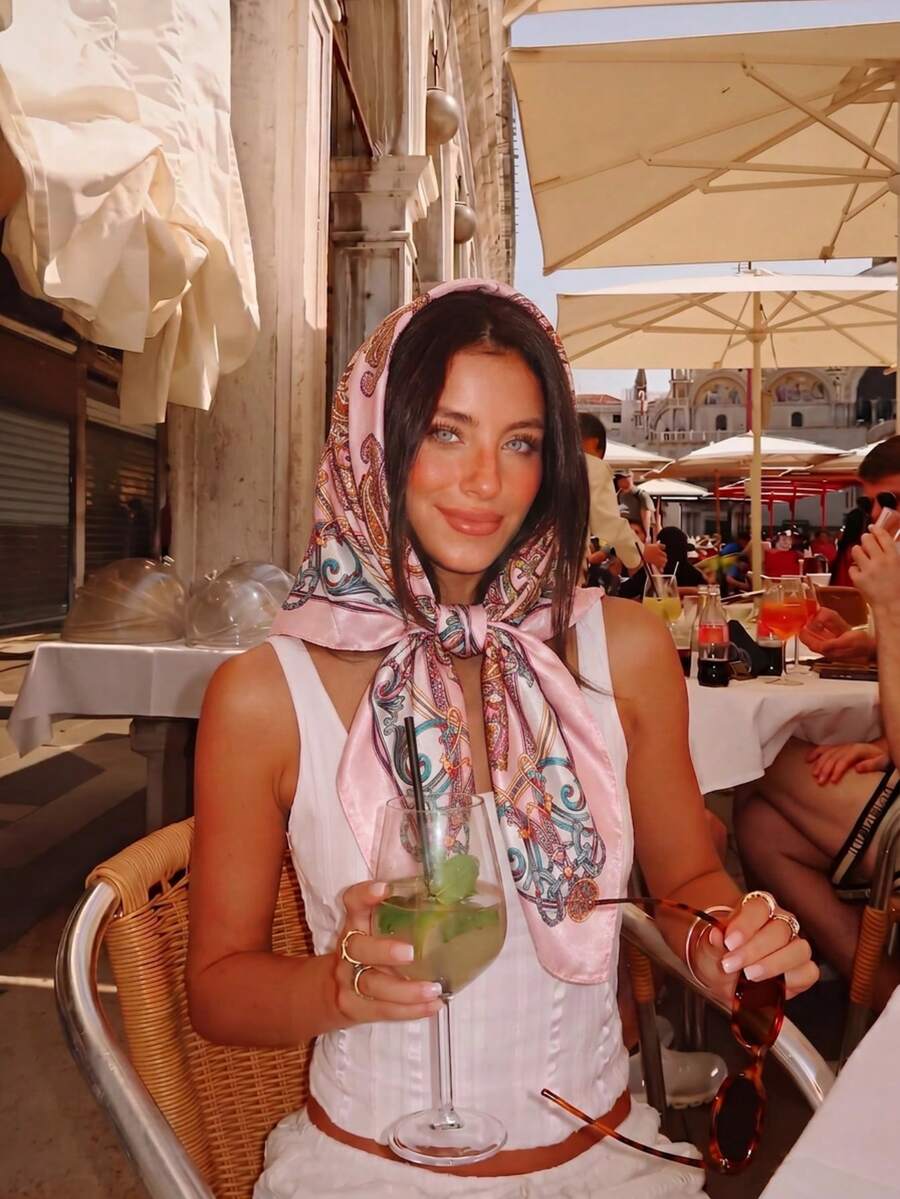 1pc Bohemian Luxury Vintage Chain Print Women's Scarf/Bandana, French Vintage Style Versatile Silk Scarf, All-Season Wear For Women, Can Be Used As Neck Scarf, Headband, Hair Wrap Or Shawl, Suitable For Spring/Summer Beach Vacation, Street Fashion Matching, Ideal Choice To Enhance Overall Look, Travel Essential, Beach Towel - Pink - View 1