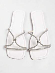 European Export 2025 Summer Minimalist Retro Roman Plus Size Sandals Thick Sole Toe-Post Flip Flops Vacation Beach Sandals - White - View 3