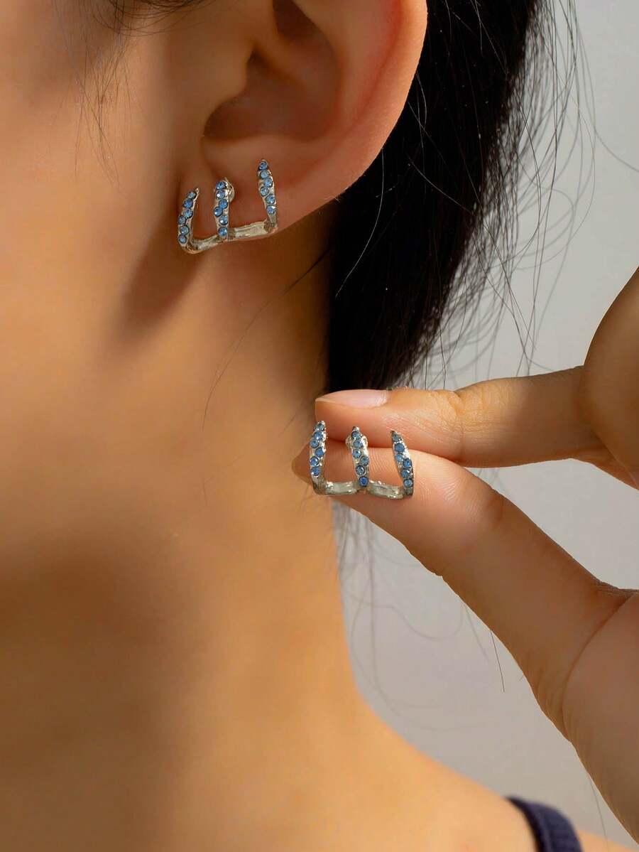 1 Pair Niche Design 3-Prong Ear Clips, High-End Minimalist Curved Arc High-Quality Stud Earrings - Baby Blue - View 1