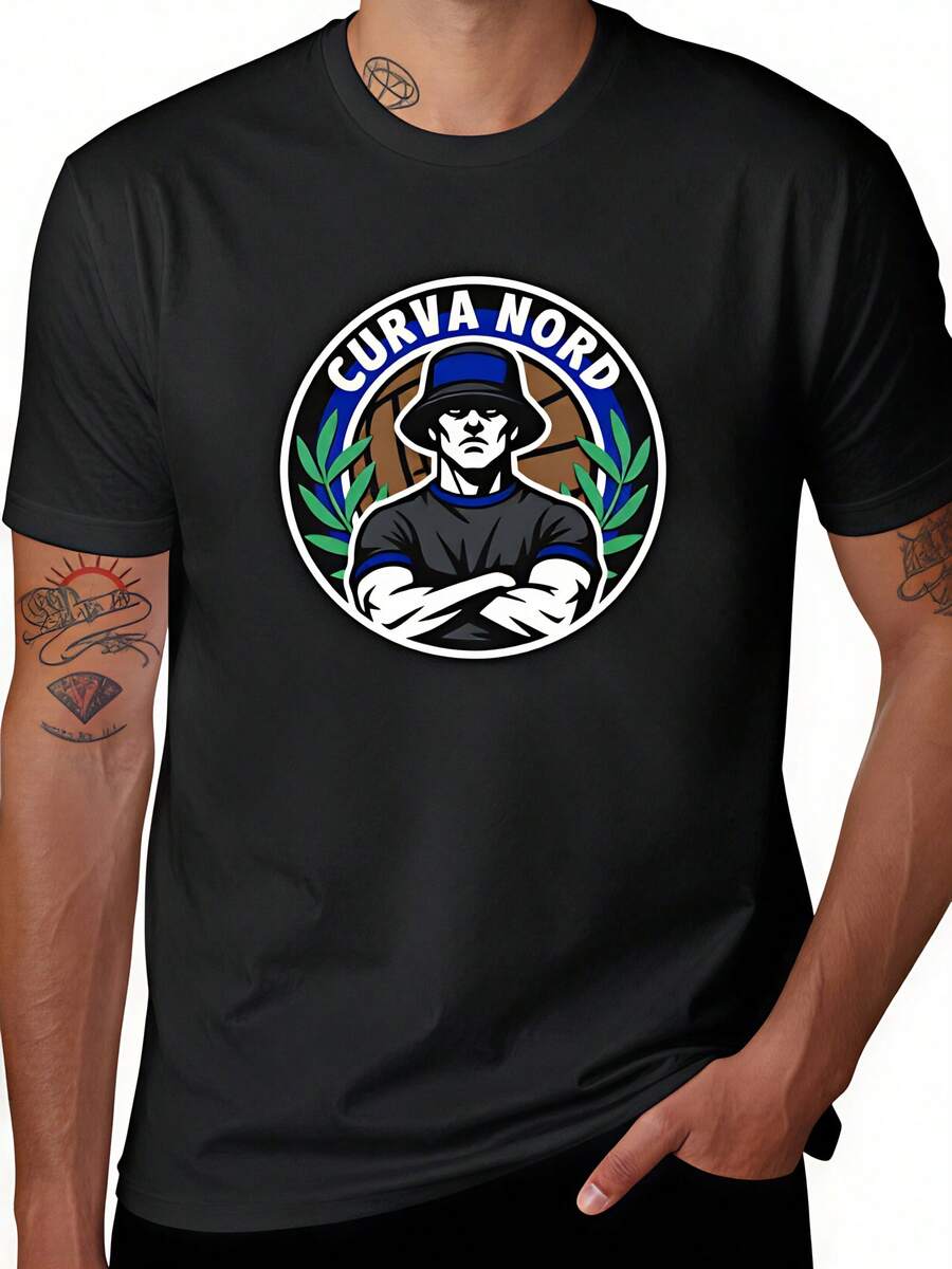 Maglietta Ultras Curva Nord per tifosi italiani - Maglietta casual e sportiva nera con logo Curva Nord e design Ultras, comfort tutto l'anno, lavabile in lavatrice, vestibilità regolare per appassionati di calcio. - nero - Visualizzare 1