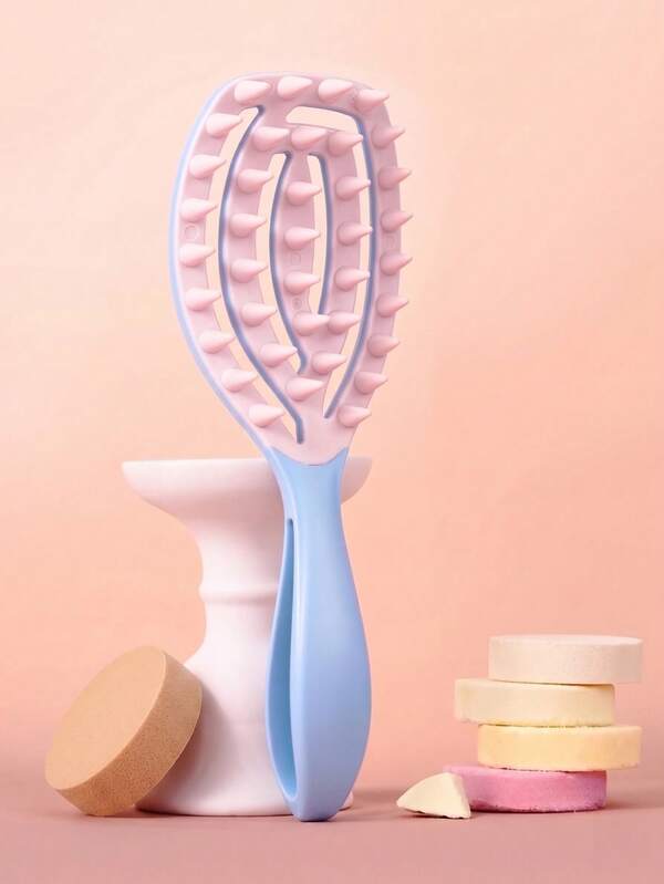 Peine de masaje estilo macaron con cerdas suaves y flexibles que son delicadas con la piel; es adecuado para el peinado diario, el lavado y la limpieza del cabello, los masajes de relajación del cuero cabelludo y el uso conveniente mientras se viaja.