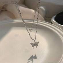1PC Gold/Silver Color Optional Double Layer Fine Chain Butterfly Collarbone Necklace, Water-Resistant Non-Fading Neck Chain, Suitable For Tropical Vacation, Island Travel, Soft Style Outfits, Date Looks, Christmas Eve / Friendship Gift / Birthday Gift, Unisex Versatile Jewelry - Multicolor - View 5