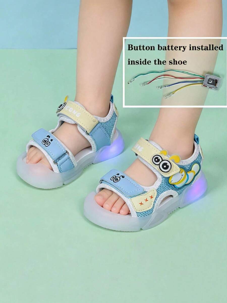 1 par de zapatos hermosos y de moda con luz LED, suela blanda para bebé, punta cerrada, correa anti-patada, fáciles de poner y quitar, adecuados para uso interior y exterior - Azul menta - Ver 1