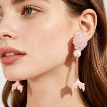1 Pair Original Fresh Ocean Vacation Style Shell & Pearl Mermaid Earrings, Light Airy Ins Girl Style Shell & Pearl Earrings, Suitable For Vacation, Beach, Party, Wedding Gift And Daily Wear - Pink - View 5
