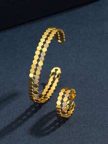 Style a Gold