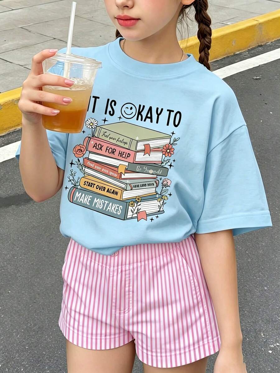 少女返校必备!这款休闲印花圆领短袖T恤是夏季的理想之选,也是校园生活的完美搭配。它印有“热爱学习和阅读”的图案,展现艺术个性,激发她们的想象力和自我表达!图案T恤,夏季上衣。 - 淺藍色 - 查看 1