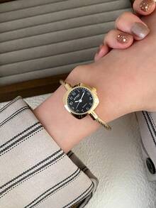 1件方形金色女款石英手錶手鍊，極簡時尚優雅，適合日常配戴，節日禮物的最佳選擇 - 金色 - 查看 7