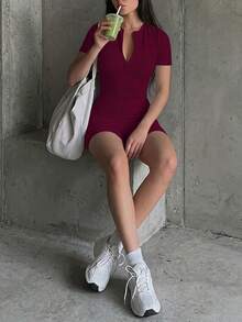 Jumpsuit Pendek Ketat Serbaguna dengan Desain Tanpa Punggung, Menonjolkan Lekuk Tubuh, Mode Baru untuk Musim Panas yang Elegan - Burgundy - View 3