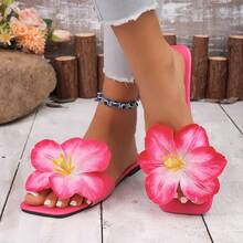 Women's Fashionable Rose Red Floral Sandals, Flat, Square Toe, Non-Slip, Suitable For Outdoor Wear, Vacation, Beach, And Casual Use. Hawaiian Style Floral Sandals, Soft Sole, Non-Slip, Sweet And Casual Sandals For Beach Outings. Simulated Large Floral Decoration Sandals, Rose Pink Flat Square Toe Summer Vacation Sandals. - Rose Red - View 14