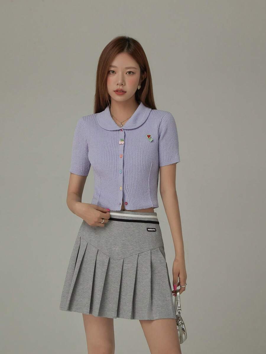 CHUU 彩虹鈕扣翻領針織毛衣 女款 春秋款 心形刺繡 羅紋修身 極簡性感上衣 - 紫色 - 查看 1