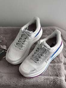 Hoka One One 春夏新款 Bondi 9 路跑鞋,透氣輕量舒適緩震防滑四季通用中性鞋 灰色 - 灰彩色 - 查看 6