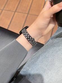 MAPUCE 1PC Luxury Metal Fish Scale Rhinestone Bands, Compatible With Apple Watch 38/40/41/42/44/45/46/49mm, Suitable For Apple Watch Series Ultra/SE/11/10/9/8/7/6/5/4/3/2/1, Adjustable Length, Rhinestone Fish Scale Design, High-End Fashion (Band Only, Watch Not Included) - Black - View 4