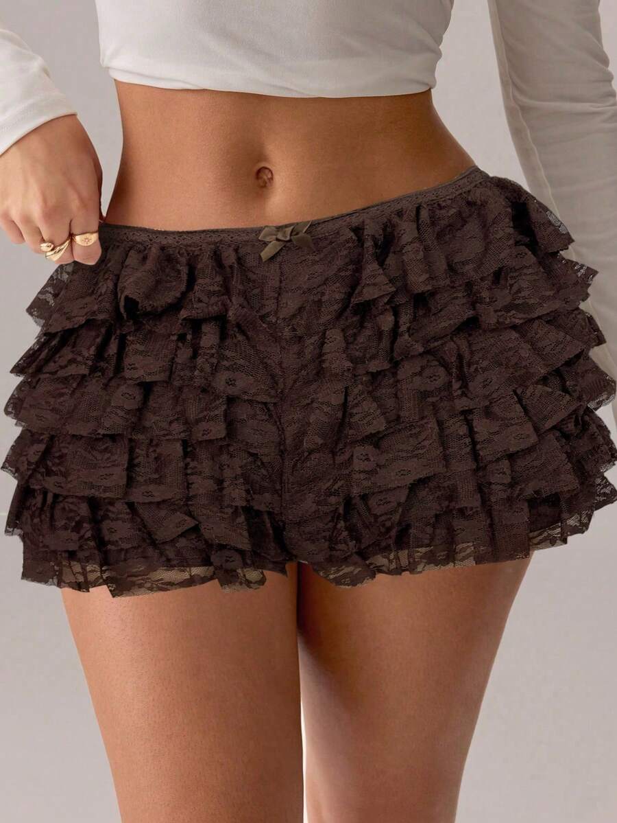 Low-Waisted Shorts With White Lace Ruffles - Coffee Brown - View 1