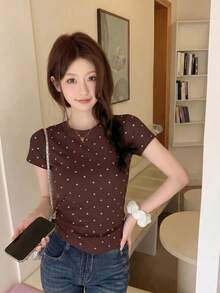 女款韓式圓領修身休閒短袖波點T恤，夏季度假棕色 - 棕色 - 查看 3