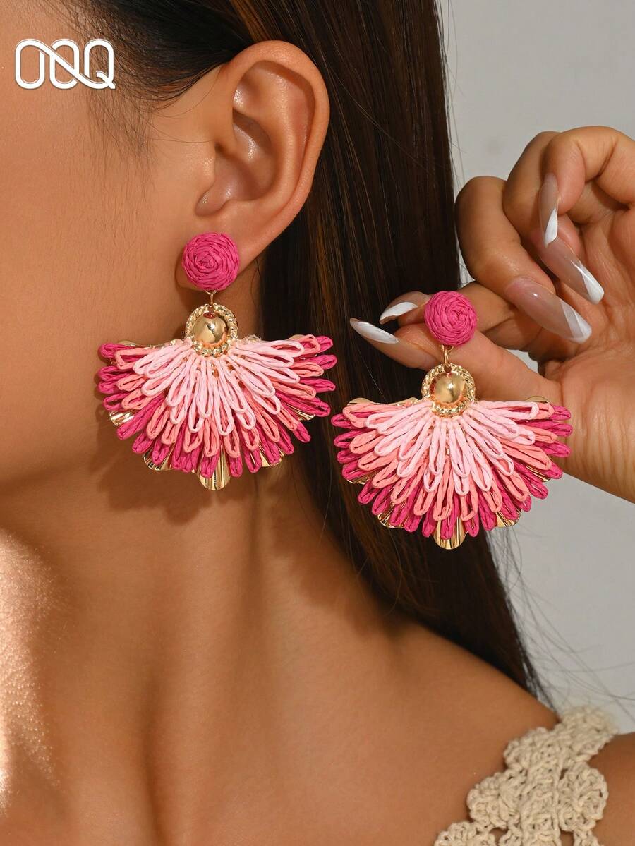 OOQ 1 Pair Bohemian Style Geometric Fan-Shaped Colorful Raffia Handmade Earrings, Dopamine Summer Vacation Party Music Festival Any Holiday Gift Women's Earrings - Hot Pink - View 1