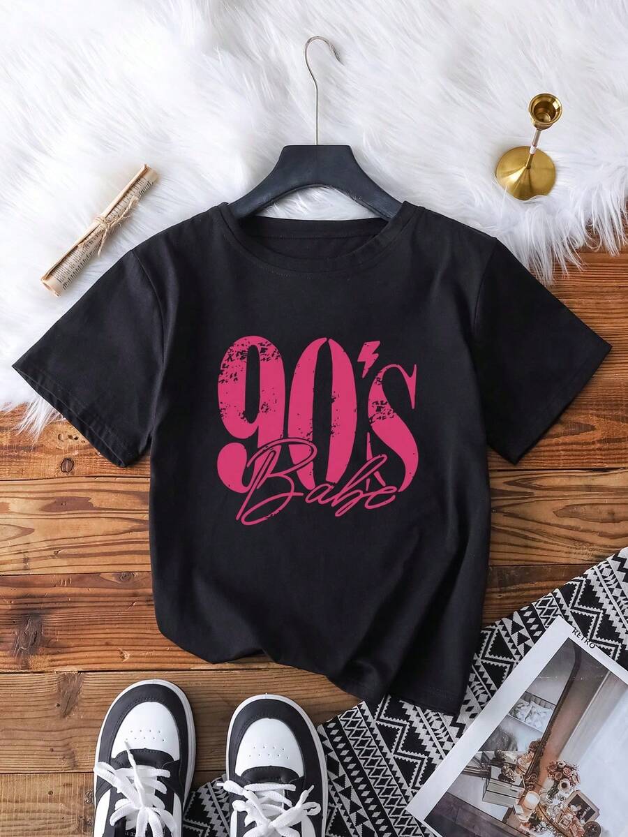 T-shirt vintage retrò anni '90, nera, morbida e confortevole, top minimalista perfetto per donna. - nero - Visualizzare 1