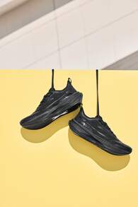Sepatu Lari XTEP Hitam Modis dan Serbaguna untuk Pria - Hitam - View 3
