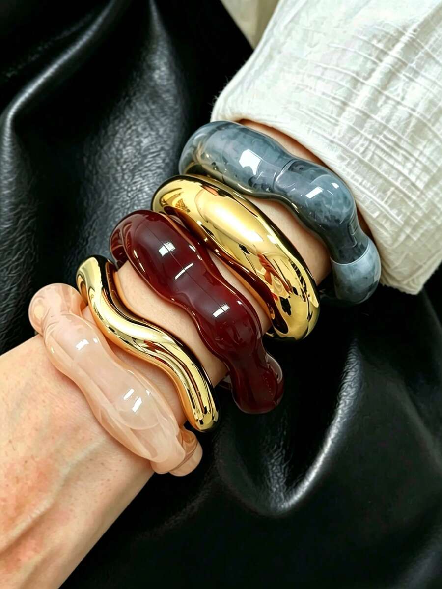 5pcs Vintage Elegant Women's Gold Metal ABS Bangle Set, Casual Asymmetrical Floral Open Acrylic BOHO Bangle Wave Pattern Classic CCB Bangle Set, Suitable For Daily Wear, Outings, Dates, Vacations, Parties, Fashionable Layering Combination - Style 1 - View 1