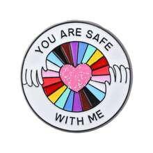 You Are With Me 琺瑯胸針 LGBT 驕傲彩虹心形胸章 翻領背包徽章 珠寶禮物 給同志同性朋友 - 彩色 - 查看 2
