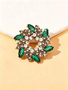 1pc Vintage Emerald Green Brooch, Luxury Zirconia Floral Wreath Design, Versatile Accessory To Enhance Elegant For Coats And Suits, Suitable For Gifting And Personal Use - Multicolor - View 2