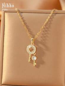 Hihho 1 pieza Collar con colgante de llave, diseño único totalmente incrustado de circonita, exquisito y encantador collar de acero inoxidable para mujer, adecuado para viajes, citas, uso diario, regalo de decoración para vacaciones - llave - Ver 10