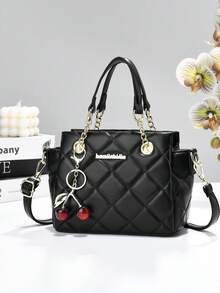 Sac fourre-tout bandoulière matelassé élégant pour femmes, décoration pendentif cerise, sac à épaule et sac à main en cuir PU avec chaîne dorée, convient pour les déplacements et les sorties décontractées - Multicolore - Voir 12