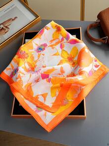 1件 27.56英吋正方形頭巾 全季節花卉印花絲巾 奢華花卉絲綢圍巾 新款印花絲巾 女款頸巾 時尚披肩 熱門 70*70cm 正方形圍巾 休閒聚酯纖維 - 彩色 - 查看 4