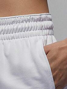 Nike 正品 2024 新款女款寬鬆透氣運動短褲 FB4589-100 - FB4589-100 - 查看 3